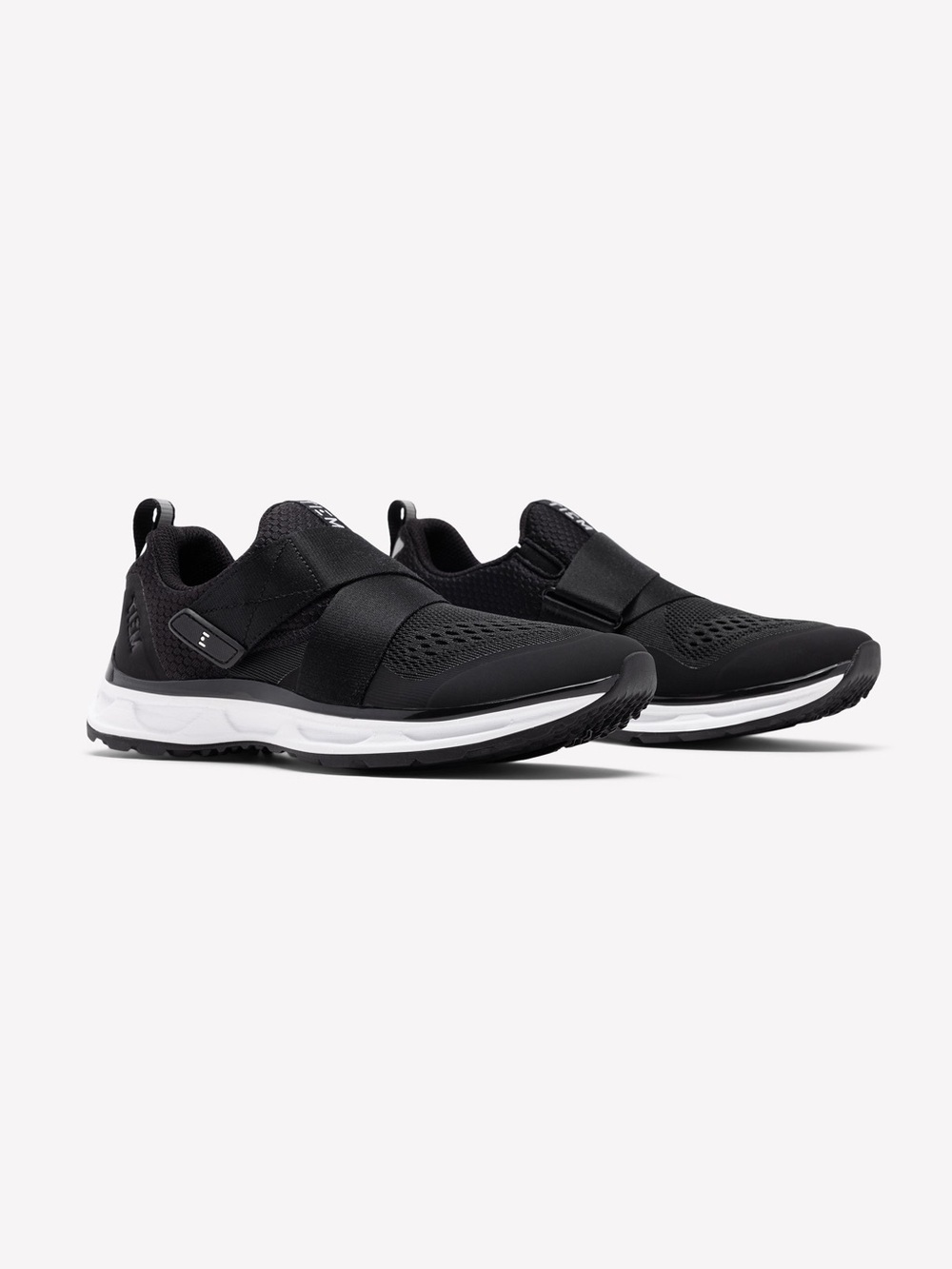 TIEM Slipstream Black Indoor Cycling Spin Shoes SPD Women’s 7.5
